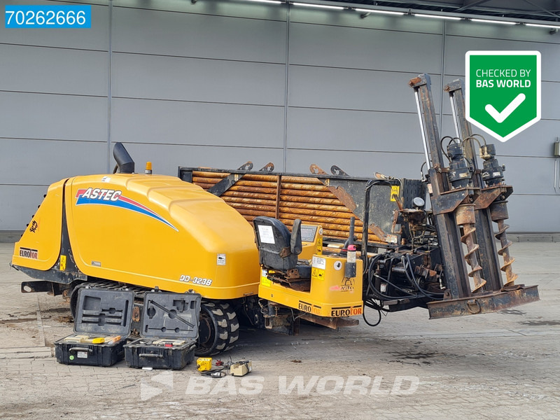 Astec Astec DD-3238 Remote controlled horizontal drill - Пробивна машина: снимка 1 Astec Astec DD-3238 Remote controlled horizontal drill - Пробивна машина: снимка 1