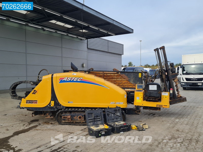 Astec Astec DD-3238 Remote controlled horizontal drill - Пробивна машина: снимка 2 Astec Astec DD-3238 Remote controlled horizontal drill - Пробивна машина: снимка 2