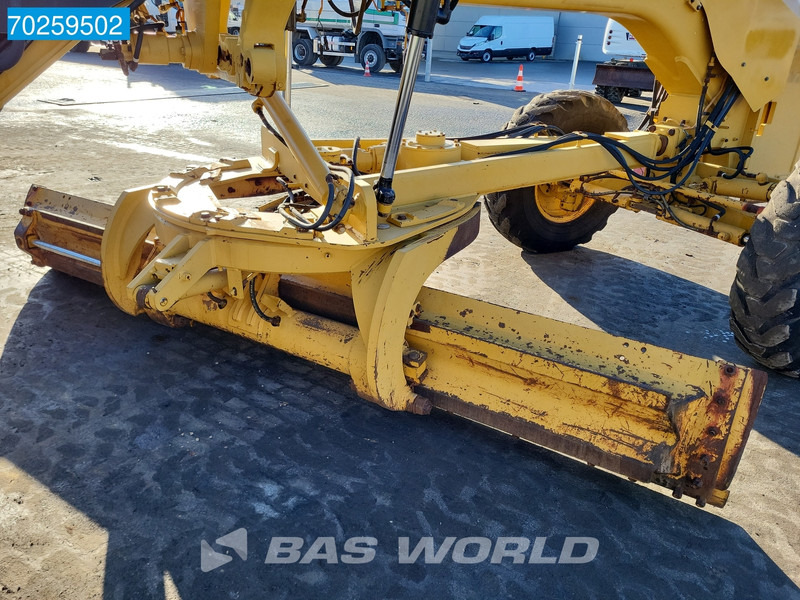 Грейдер Caterpillar 140M: снимка 12