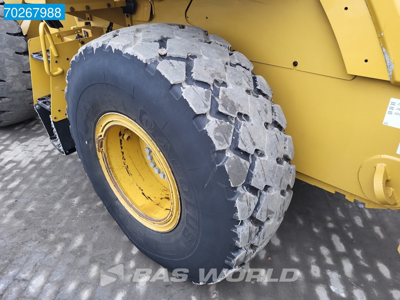Колесен товарач Caterpillar 930 M: снимка 17