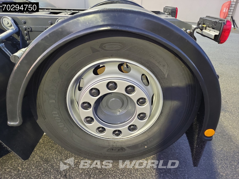 Нови Шаси кабина DAF CF 300 6X2 NEW chassis Lift/Steering Axle ACC Retarder Euro 6: снимка 11
