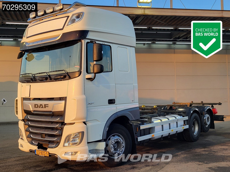 DAF XF 450 XF 6X2 NL-Truck Retarder 2xTanks Lift-axle Standairco ACC Euro 6 - Контейнеровоз/ Сменна каросерия камион: снимка 1 DAF XF 450 XF 6X2 NL-Truck Retarder 2xTanks Lift-axle Standairco ACC Euro 6 - Контейнеровоз/ Сменна каросерия камион: снимка 1