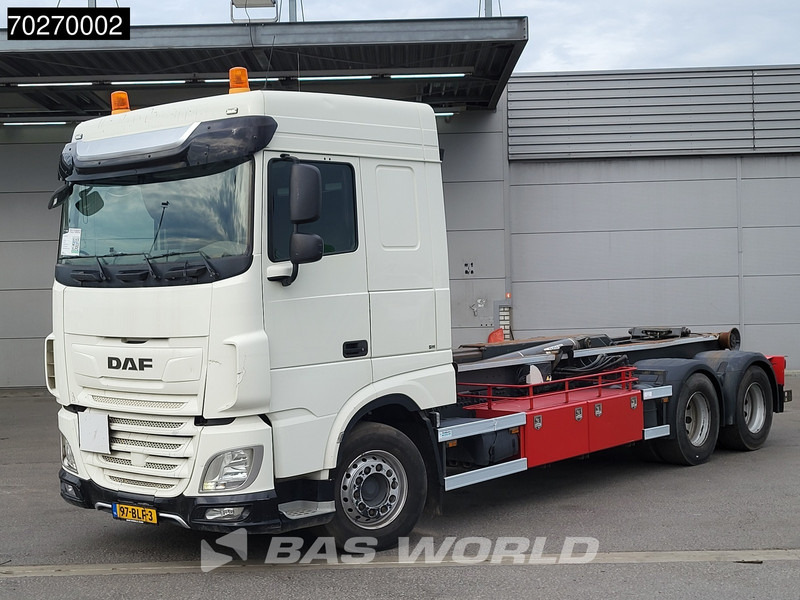 DAF XF 480 6X2 NL-Truck VDL S25-6400 Lift-Axle Automatic ACC Euro 6 - Мултилифт с кука камион: снимка 3 DAF XF 480 6X2 NL-Truck VDL S25-6400 Lift-Axle Automatic ACC Euro 6 - Мултилифт с кука камион: снимка 3