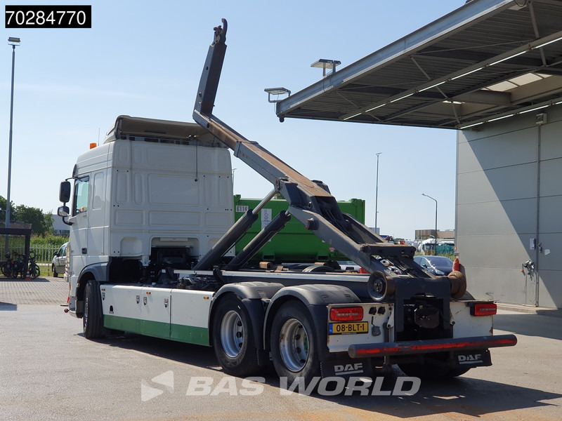 DAF XF 530 XF 6X2 NL-Truck VDL Hooklift Standklima Automatic ACC Euro 6 - Мултилифт с кука камион: снимка 2 DAF XF 530 XF 6X2 NL-Truck VDL Hooklift Standklima Automatic ACC Euro 6 - Мултилифт с кука камион: снимка 2