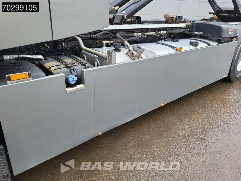 Мултилифт с кука камион DAF XG 530 6X2 HIAB Multilift ULT21S61-WMITF Lift + Steering Axle Retarder Automatic Euro 6: снимка 12