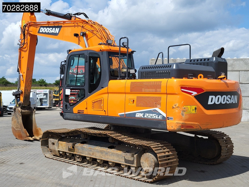 Doosan DX225 LC-7 4 BUCKETS - Верижен багер: снимка 3 Doosan DX225 LC-7 4 BUCKETS - Верижен багер: снимка 3