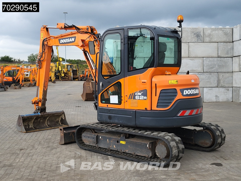 Doosan DX62R-3 3 BUCKETS - A/C - Мини багер: снимка 5 Doosan DX62R-3 3 BUCKETS - A/C - Мини багер: снимка 5