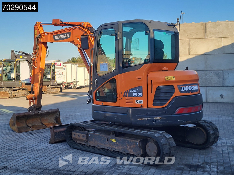 Doosan DX63-3 - Мини багер: снимка 2 Doosan DX63-3 - Мини багер: снимка 2