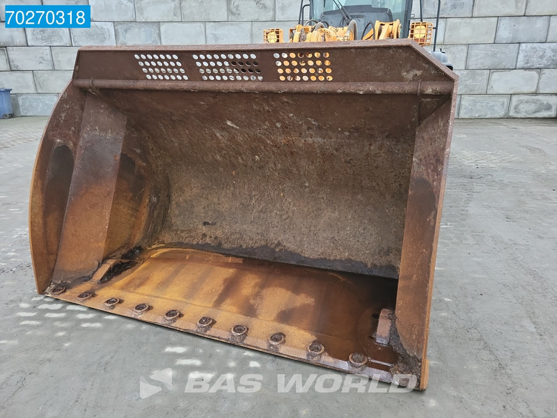 Колесен товарач Hyundai HL760-9AWH: снимка 12