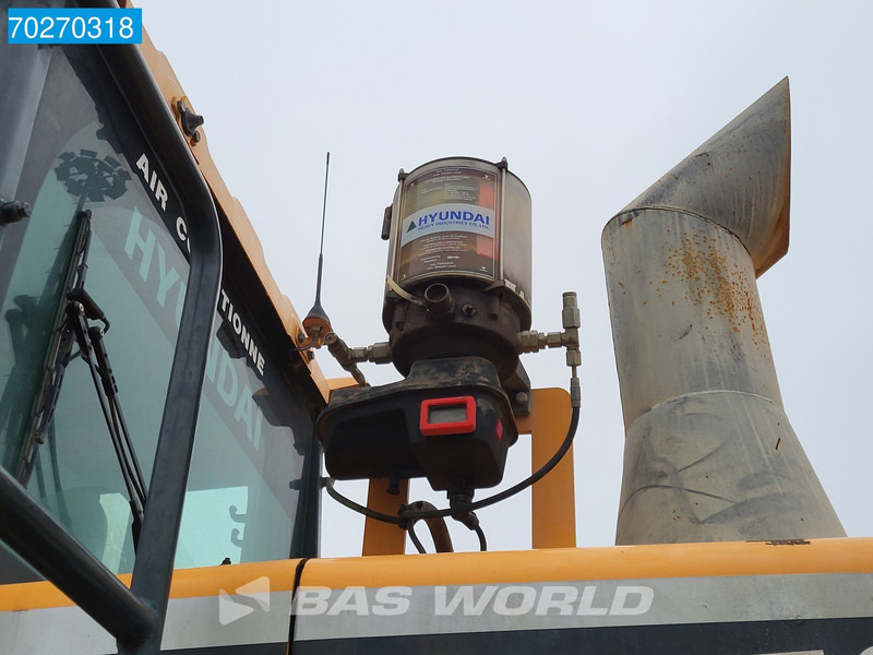 Колесен товарач Hyundai HL760-9AWH: снимка 13