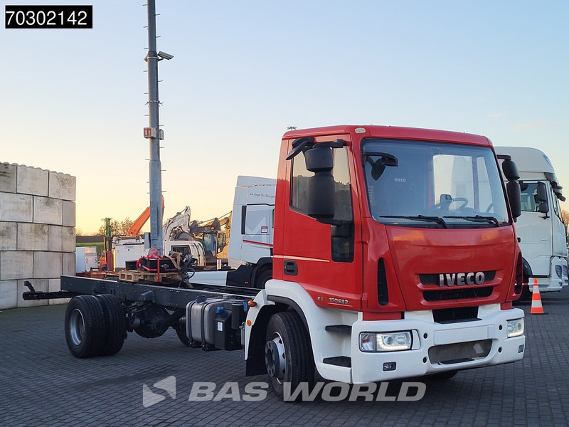 Iveco Eurocargo 160E320 4X2 NEW! 16T chassis 2016 production Euro 6 - Шаси кабина: снимка 3 Iveco Eurocargo 160E320 4X2 NEW! 16T chassis 2016 production Euro 6 - Шаси кабина: снимка 3
