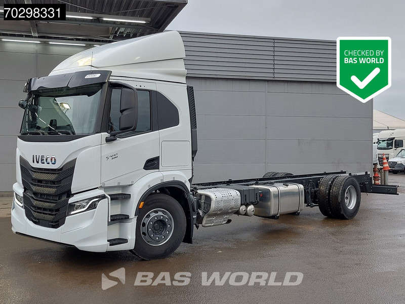 Iveco S-Way 340 4X2 NEW! Chassis ACC Led Euro 6 - Шаси кабина: снимка 1 Iveco S-Way 340 4X2 NEW! Chassis ACC Led Euro 6 - Шаси кабина: снимка 1