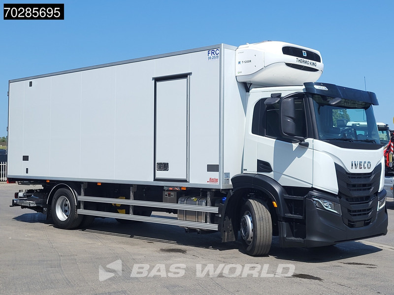 Iveco S-Way 400 4X2 NEW! 19t Thermo King T-1200 ATP Automatic 2000kg Ladebordwand Euro 6 - Рефрижератор камион: снимка 3 Iveco S-Way 400 4X2 NEW! 19t Thermo King T-1200 ATP Automatic 2000kg Ladebordwand Euro 6 - Рефрижератор камион: снимка 3