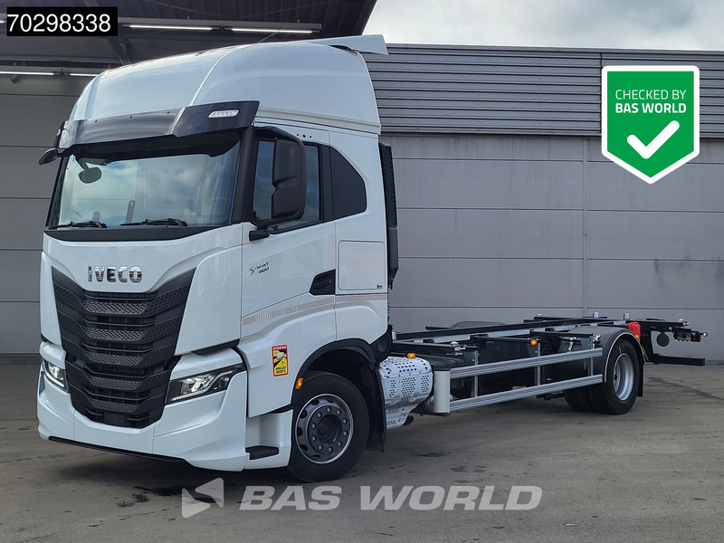 Iveco S-Way 460 4X2 NEW !! BDF Automatic Full air ACC Led Euro 6 - Контейнеровоз/ Сменна каросерия камион: снимка 1 Iveco S-Way 460 4X2 NEW !! BDF Automatic Full air ACC Led Euro 6 - Контейнеровоз/ Сменна каросерия камион: снимка 1