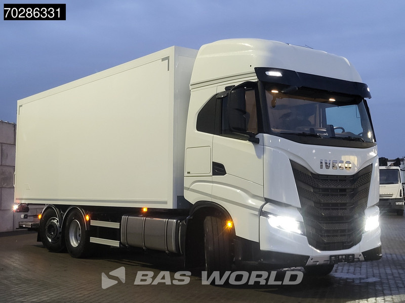 Iveco S-Way 490 6X2 2000kg Ladebordwand Lift/Steering Axle Automatic Navi ACC Euro 6 - Камион фургон: снимка 3 Iveco S-Way 490 6X2 2000kg Ladebordwand Lift/Steering Axle Automatic Navi ACC Euro 6 - Камион фургон: снимка 3