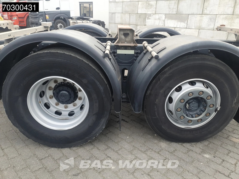Контейнеровоз/ Сменна каросерия камион Iveco S-Way 510 6X2 Retarder Full Air Lift Axle BDF Euro 6: снимка 16 Контейнеровоз/ Сменна каросерия камион Iveco S-Way 510 6X2 Retarder Full Air Lift Axle BDF Euro 6: снимка 16