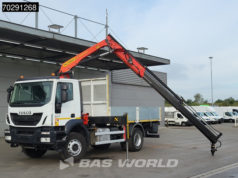Iveco Trakker 310 4X2 Palfinger PK14002 EH Crane Kran Rotator Steelsuspension Big-Axle Manual Euro 6 - Бордови камион, Камион с кран: снимка 5 Iveco Trakker 310 4X2 Palfinger PK14002 EH Crane Kran Rotator Steelsuspension Big-Axle Manual Euro 6 - Бордови камион, Камион с кран: снимка 5