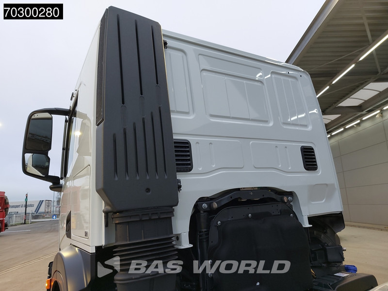 Iveco X-Way 500 X-Way 6X4 NEW 6x4 chassis Sleepercab Rear Air suspension Automatic Euro 6 - Шаси кабина: снимка 5 Iveco X-Way 500 X-Way 6X4 NEW 6x4 chassis Sleepercab Rear Air suspension Automatic Euro 6 - Шаси кабина: снимка 5