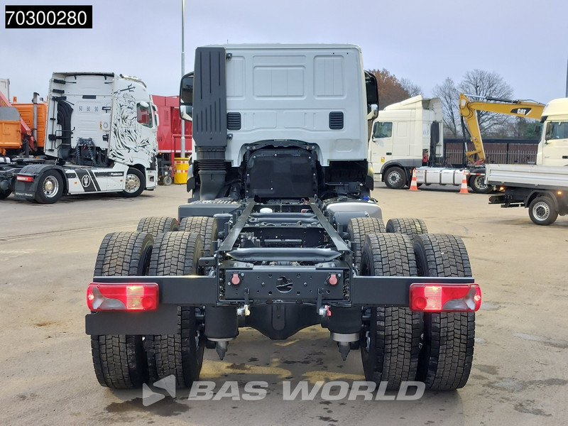 Iveco X-Way 500 X-Way 6X4 NEW 6x4 chassis Sleepercab Rear Air suspension Automatic Euro 6 - Шаси кабина: снимка 3 Iveco X-Way 500 X-Way 6X4 NEW 6x4 chassis Sleepercab Rear Air suspension Automatic Euro 6 - Шаси кабина: снимка 3