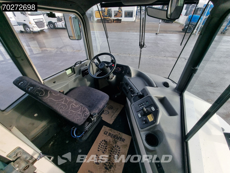 Терминален влекач Kalmar T2 4X2 Big-Axle Drumbrakes Hydraulik Hebesattel: снимка 16