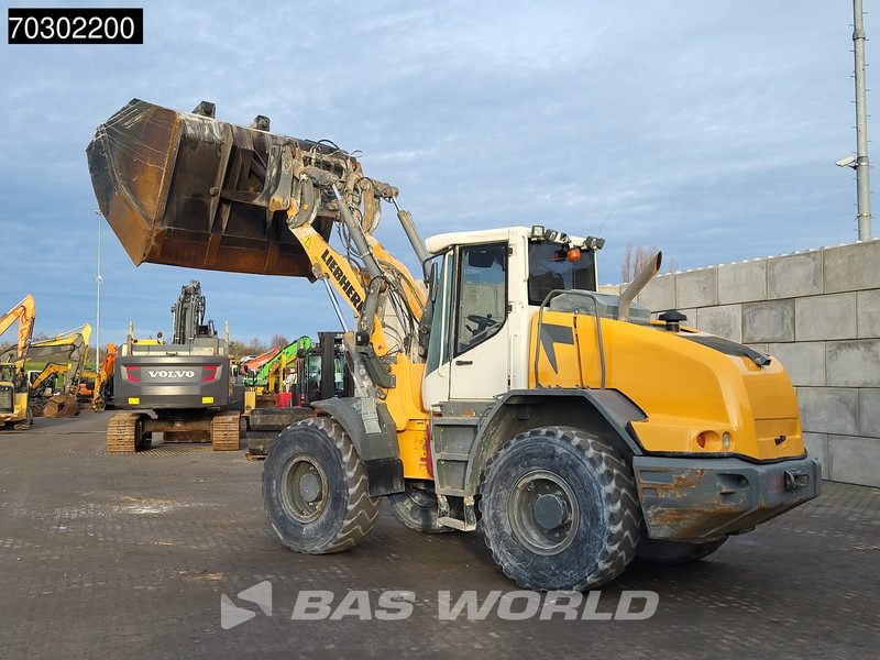 Liebherr L538 High Tip Bucket - Колесен товарач: снимка 5 Liebherr L538 High Tip Bucket - Колесен товарач: снимка 5