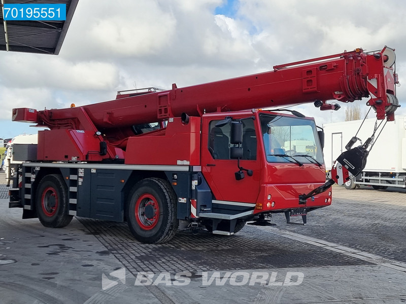 Liebherr LTM1030 LOW HOURS - REMOTE CONTROL - Кран за пресечени терени: снимка 5 Liebherr LTM1030 LOW HOURS - REMOTE CONTROL - Кран за пресечени терени: снимка 5