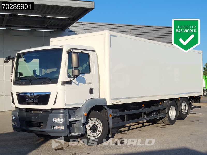 MAN TGM 26.320 6X2 26tonner Automatic Ladebordwand Liftachse Navi Euro 6 - Камион фургон: снимка 1 MAN TGM 26.320 6X2 26tonner Automatic Ladebordwand Liftachse Navi Euro 6 - Камион фургон: снимка 1