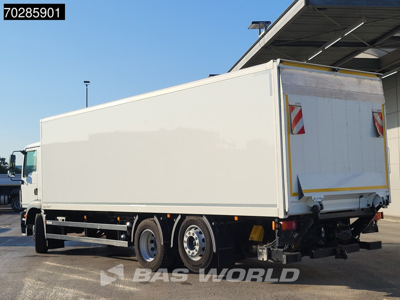MAN TGM 26.320 6X2 26tonner Automatic Ladebordwand Liftachse Navi Euro 6 - Камион фургон: снимка 2 MAN TGM 26.320 6X2 26tonner Automatic Ladebordwand Liftachse Navi Euro 6 - Камион фургон: снимка 2