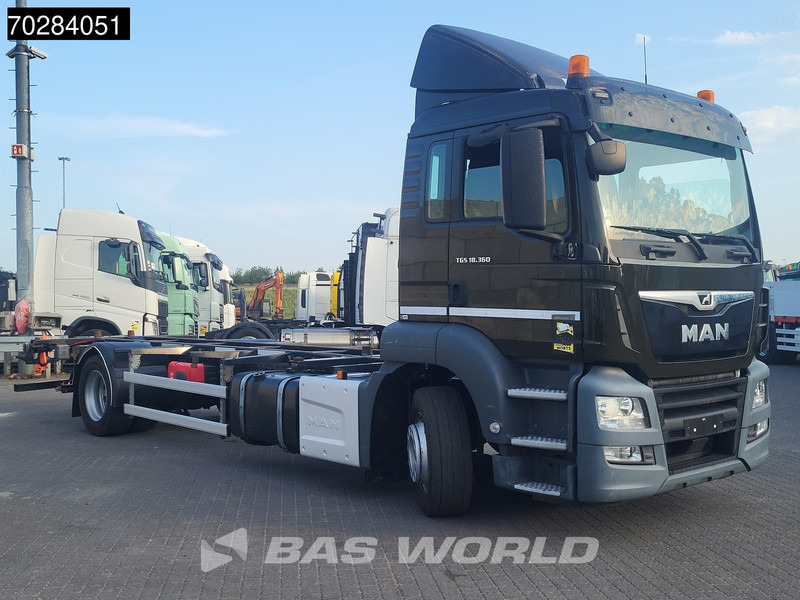 MAN TGS 18.360 834 4X2 19tonner BDF Automatic Navi Euro 6 - Контейнеровоз/ Сменна каросерия камион: снимка 3 MAN TGS 18.360 834 4X2 19tonner BDF Automatic Navi Euro 6 - Контейнеровоз/ Сменна каросерия камион: снимка 3