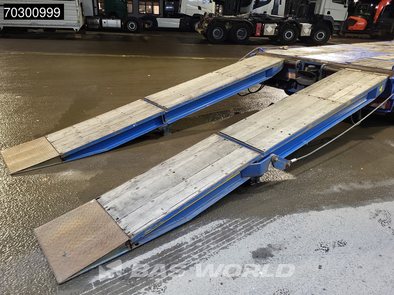 MAN TGS 35.480 8X2 Machine transporter Hydraulic Ramps Lift+Steering Axle Manual Euro 5 - Автовоз камион: снимка 5 MAN TGS 35.480 8X2 Machine transporter Hydraulic Ramps Lift+Steering Axle Manual Euro 5 - Автовоз камион: снимка 5