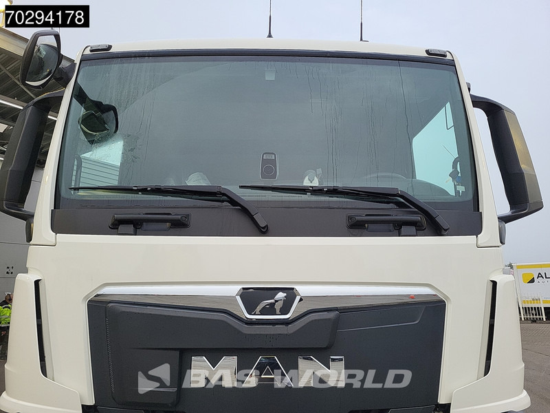 Лизинг на MAN TGS 41.440 8X4 NEW! 12m3 Stetter concrete mixer Big-Axle Steelsuspension Euro 6 MAN TGS 41.440 8X4 NEW! 12m3 Stetter concrete mixer Big-Axle Steelsuspension Euro 6: снимка 9