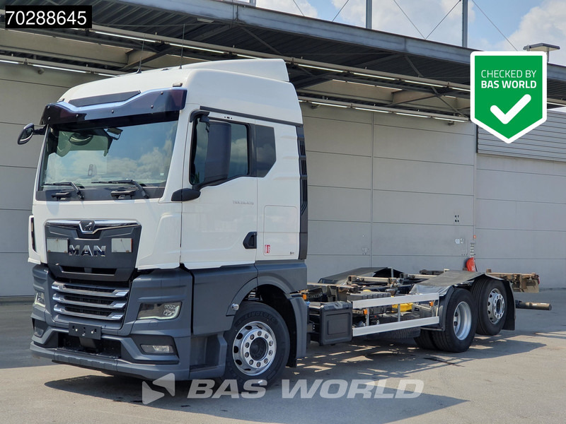 MAN TGX 26.470 6X2 Lift-Axle Retarder Automatic 20ft BDF Euro 6 - Контейнеровоз/ Сменна каросерия камион: снимка 1 MAN TGX 26.470 6X2 Lift-Axle Retarder Automatic 20ft BDF Euro 6 - Контейнеровоз/ Сменна каросерия камион: снимка 1