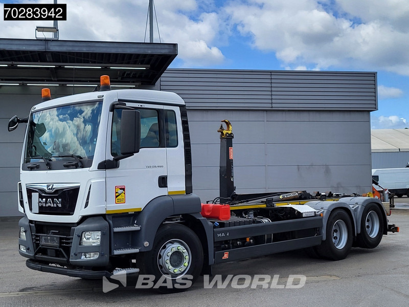 MAN TGX 28.460 6X2 20tons Marrel hooklift Lift axle Automatic Euro 6 - Мултилифт с кука камион: снимка 5 MAN TGX 28.460 6X2 20tons Marrel hooklift Lift axle Automatic Euro 6 - Мултилифт с кука камион: снимка 5