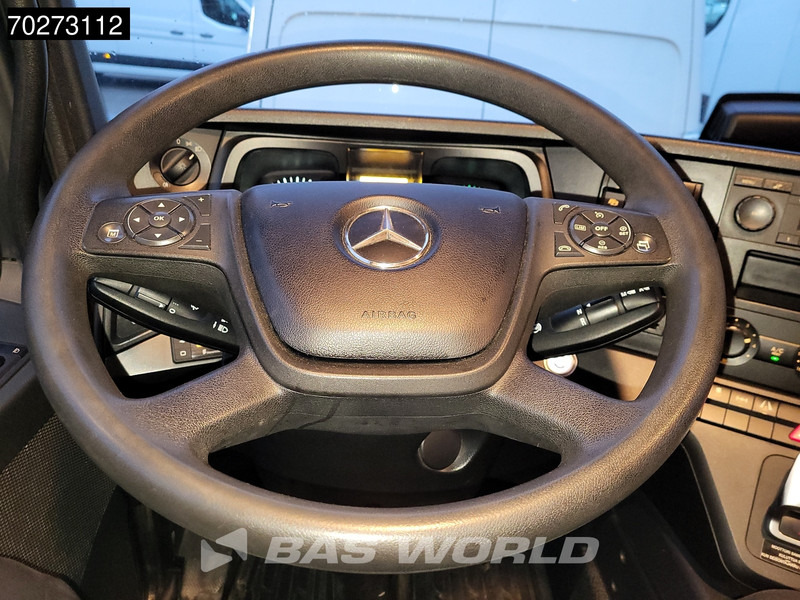 Лизинг на Mercedes-Benz Actros 1827 4X2 2.000kg Ladebordwand Automatic Xenon ClassicSpace Euro 6 Mercedes-Benz Actros 1827 4X2 2.000kg Ladebordwand Automatic Xenon ClassicSpace Euro 6: снимка 18