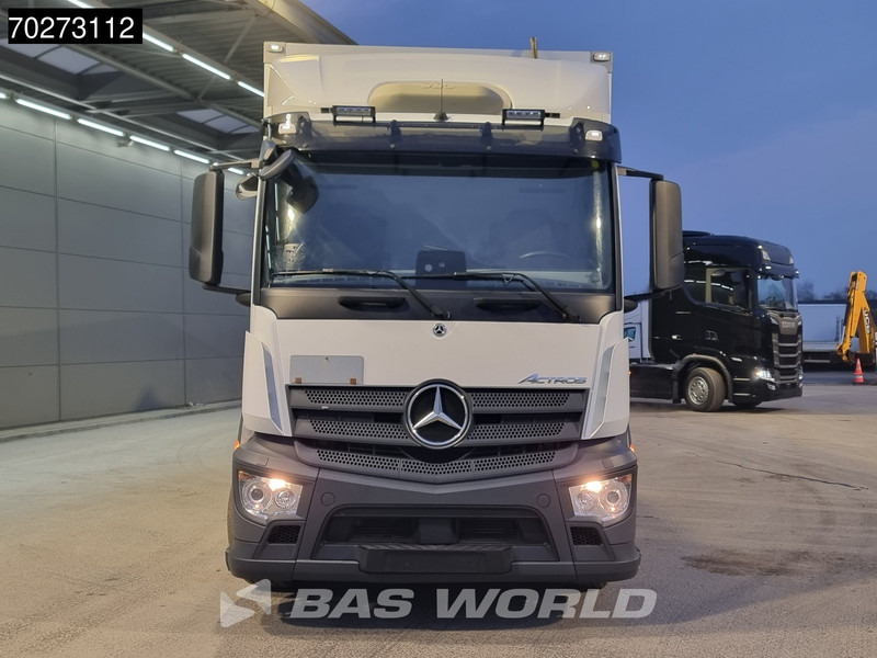 Лизинг на Mercedes-Benz Actros 1827 4X2 2.000kg Ladebordwand Automatic Xenon ClassicSpace Euro 6 Mercedes-Benz Actros 1827 4X2 2.000kg Ladebordwand Automatic Xenon ClassicSpace Euro 6: снимка 10