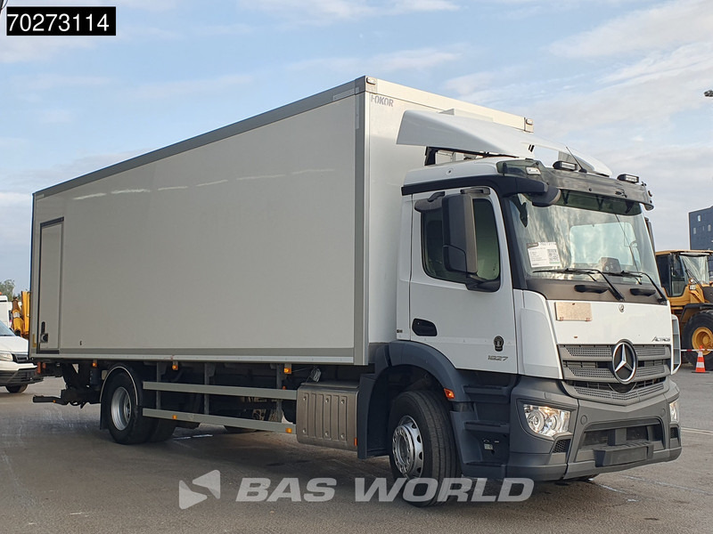 Mercedes-Benz Actros 1827 4X2 2000kg Ladebordwand Xenon ClassicSpace Automatic Euro 6 - Камион фургон: снимка 3 Mercedes-Benz Actros 1827 4X2 2000kg Ladebordwand Xenon ClassicSpace Automatic Euro 6 - Камион фургон: снимка 3