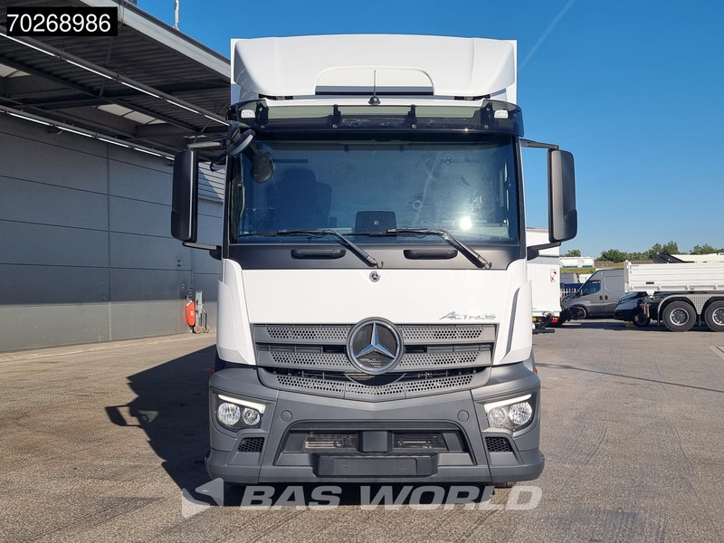 Mercedes-Benz Actros 2532 6X2 NEW 2000kg Ladebordwand Navi Lenkachse Euro 6 - Камион фургон: снимка 2 Mercedes-Benz Actros 2532 6X2 NEW 2000kg Ladebordwand Navi Lenkachse Euro 6 - Камион фургон: снимка 2