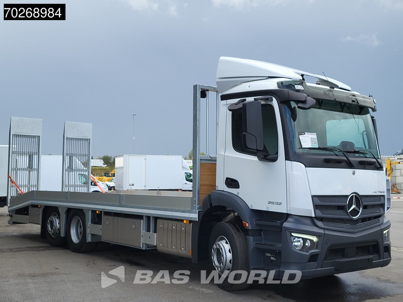 Mercedes-Benz Actros 2532 6X2 NEW! Machine tansporter Oprijwagen Lenkachse Navi Euro 6 - Автовоз камион: снимка 3 Mercedes-Benz Actros 2532 6X2 NEW! Machine tansporter Oprijwagen Lenkachse Navi Euro 6 - Автовоз камион: снимка 3