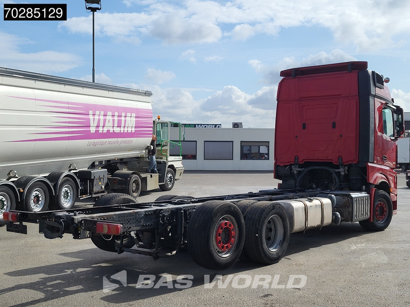 Mercedes-Benz Actros 2548 Actros 6X2 BigSpace Retarder PTO Liftachse Xenon ACC Navi Euro 6 - Шаси кабина: снимка 5 Mercedes-Benz Actros 2548 Actros 6X2 BigSpace Retarder PTO Liftachse Xenon ACC Navi Euro 6 - Шаси кабина: снимка 5