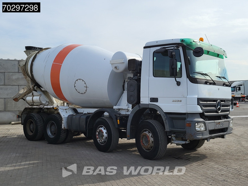 Mercedes-Benz Actros 3236 8X4 9m3 Liebherr 3-Pedals Steelsuspension Big-Axle Euro 3 - Бетоновоз: снимка 3 Mercedes-Benz Actros 3236 8X4 9m3 Liebherr 3-Pedals Steelsuspension Big-Axle Euro 3 - Бетоновоз: снимка 3