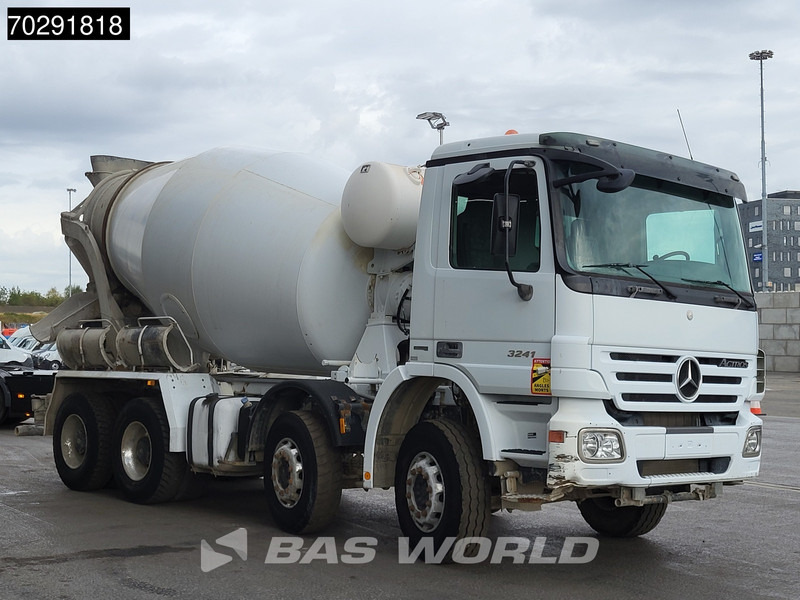 Mercedes-Benz Actros 3241 8X4 9m3 Stetter Steelsuspension 3-Pedals Retarder Euro 4 - Бетоновоз: снимка 3 Mercedes-Benz Actros 3241 8X4 9m3 Stetter Steelsuspension 3-Pedals Retarder Euro 4 - Бетоновоз: снимка 3
