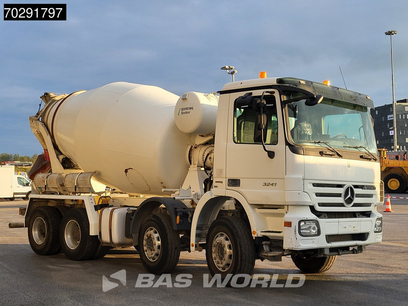 Mercedes-Benz Actros 3241 8X4 Retarder 9m3 Stetter Steelsuspension 3-Pedals Euro 4 - Бетоновоз: снимка 3 Mercedes-Benz Actros 3241 8X4 Retarder 9m3 Stetter Steelsuspension 3-Pedals Euro 4 - Бетоновоз: снимка 3