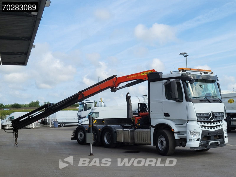 Mercedes-Benz Actros 3245 Actros 8X4 Palfinger PK22002 EH Crane 17tons hooklift Big-Axle Lift+Lenkachse Navi Euro 6 - Мултилифт с кука камион, Камион с кран: снимка 3 Mercedes-Benz Actros 3245 Actros 8X4 Palfinger PK22002 EH Crane 17tons hooklift Big-Axle Lift+Lenkachse Navi Euro 6 - Мултилифт с кука камион, Камион с кран: снимка 3