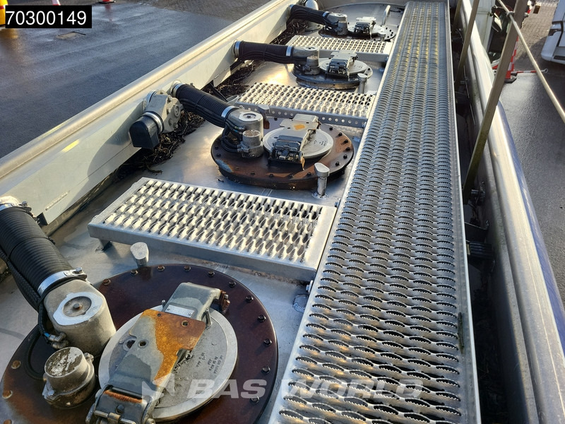 Mercedes-Benz Antos 1824 4X2 13.500Liter Fuel tanker ADR Automatic Euro 6 - Камион цистерна: снимка 5 Mercedes-Benz Antos 1824 4X2 13.500Liter Fuel tanker ADR Automatic Euro 6 - Камион цистерна: снимка 5