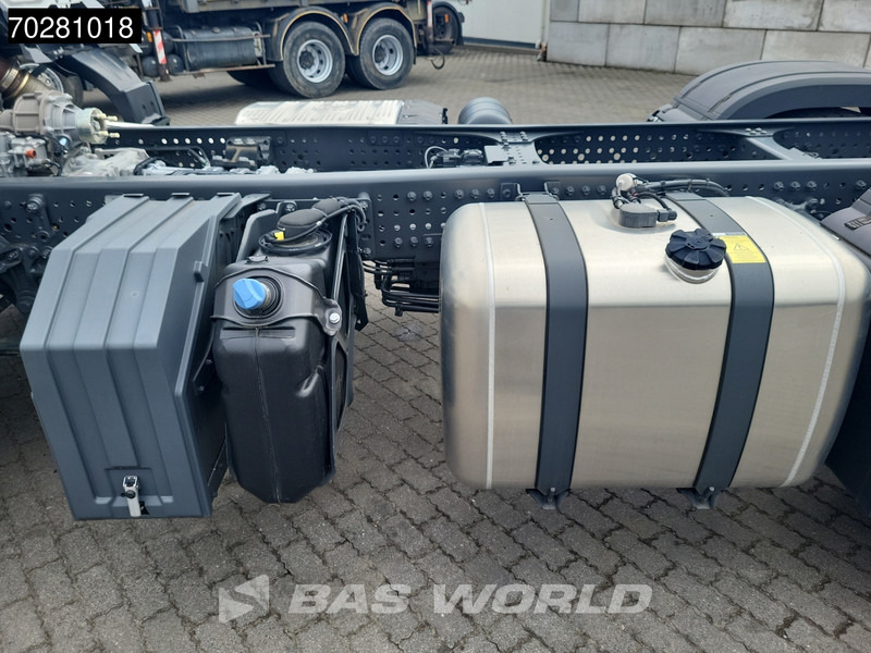Mercedes-Benz Arocs 2636 6X4 NEW Steelsuspension chassis Flywheel PTO Big-Axle Automatic Euro 6 - Шаси кабина: снимка 2 Mercedes-Benz Arocs 2636 6X4 NEW Steelsuspension chassis Flywheel PTO Big-Axle Automatic Euro 6 - Шаси кабина: снимка 2