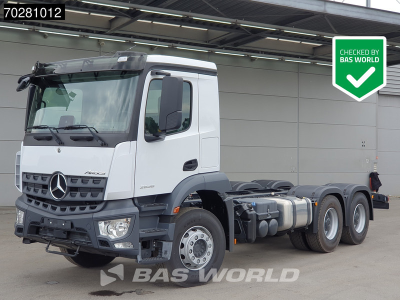 Mercedes-Benz Arocs 2636 6X4 NEW chassis Flange PTO Big-Axle Steelsuspension Euro 6 - Шаси кабина: снимка 1 Mercedes-Benz Arocs 2636 6X4 NEW chassis Flange PTO Big-Axle Steelsuspension Euro 6 - Шаси кабина: снимка 1