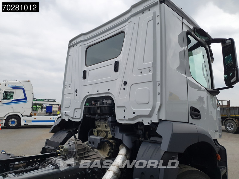 Mercedes-Benz Arocs 2636 6X4 NEW chassis Flange PTO Big-Axle Steelsuspension Euro 6 - Шаси кабина: снимка 5 Mercedes-Benz Arocs 2636 6X4 NEW chassis Flange PTO Big-Axle Steelsuspension Euro 6 - Шаси кабина: снимка 5