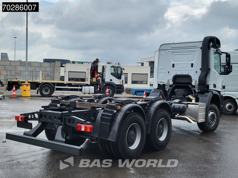 Mercedes-Benz Arocs 3342 6X4 NEW 6x4 chassis Big-Axle Automatic Steel suspension Euro 3 - Шаси кабина: снимка 5 Mercedes-Benz Arocs 3342 6X4 NEW 6x4 chassis Big-Axle Automatic Steel suspension Euro 3 - Шаси кабина: снимка 5