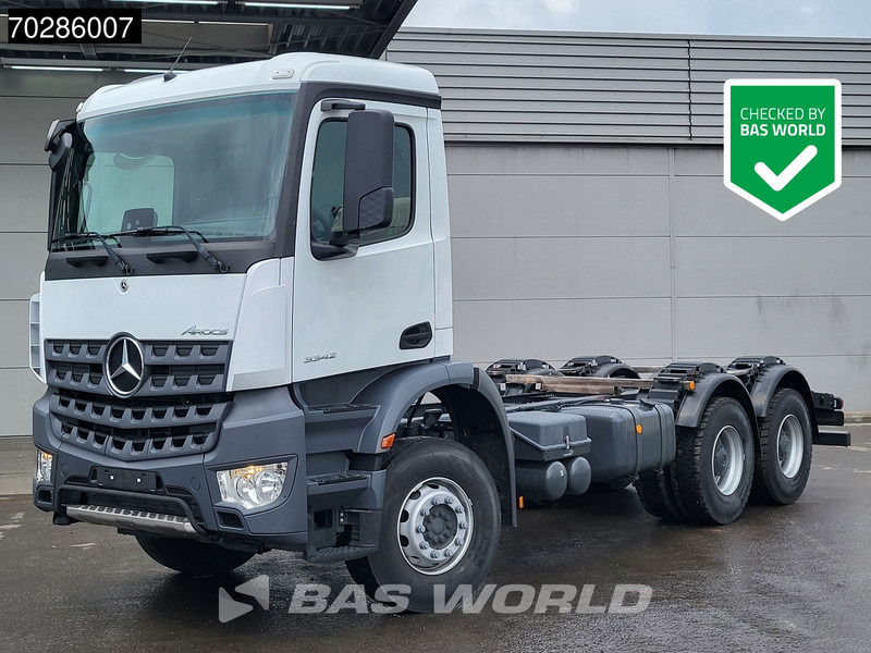 Mercedes-Benz Arocs 3342 6X4 NEW 6x4 chassis Big-Axle Automatic Steel suspension Euro 3 - Шаси кабина: снимка 1 Mercedes-Benz Arocs 3342 6X4 NEW 6x4 chassis Big-Axle Automatic Steel suspension Euro 3 - Шаси кабина: снимка 1