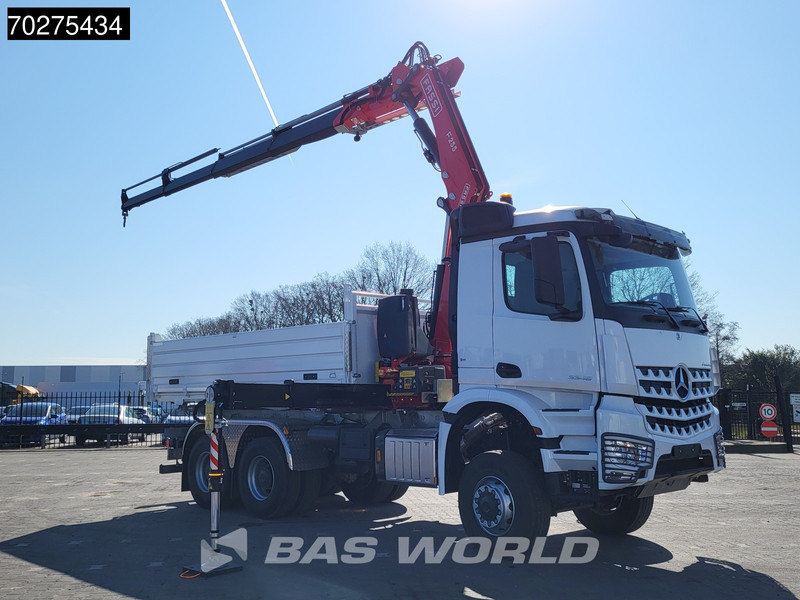 Mercedes-Benz Arocs 3348 6X6 Fassi F255A.2.24 xe-dynamic Kran Dreiseitenkipper Navi Euro 6 - Самосвал камион, Камион с кран: снимка 3 Mercedes-Benz Arocs 3348 6X6 Fassi F255A.2.24 xe-dynamic Kran Dreiseitenkipper Navi Euro 6 - Самосвал камион, Камион с кран: снимка 3